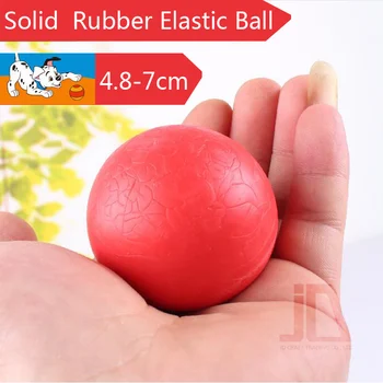Kisállat Kölyökkutya Termékek Piros szilárd természetes gumi Rugalmas kisállat labda játékok, harapásálló Brinquedos Cachorro 4,8-7cm