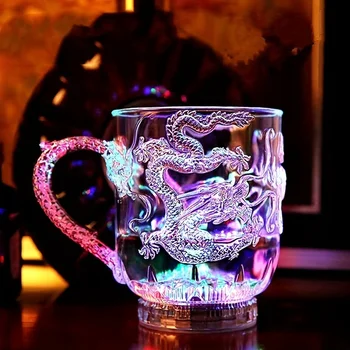 Színváltó sörcsésze LED villogó vizes csésze világít sör whisky csésze bögre Halloween karácsonyi esküvői csésze tej kávésbögre ivóedény